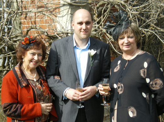 Rob with aunts Elsie and Linda