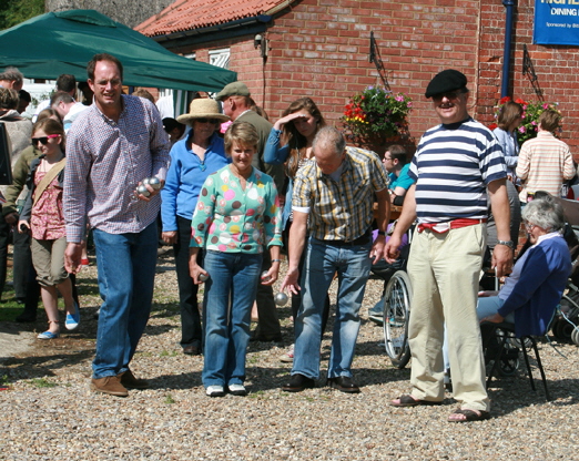Alastair and the boules game